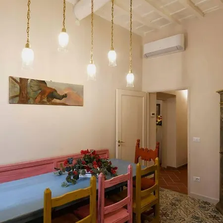 Elegant Market Smn Station Duomo Apartment Florence